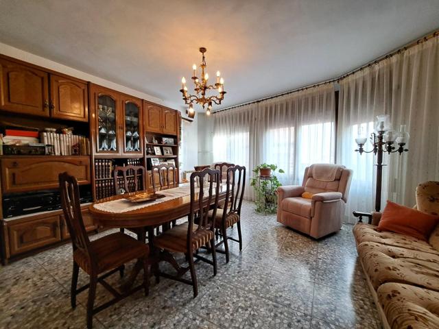 Casa En venta en Olesa de Montserrat photo 0