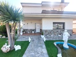 Casa En venta en Abrera photo 0