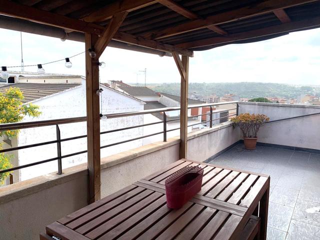 Dúplex En venta en Olesa de Montserrat photo 0