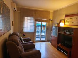 Piso En venta en Sants - Badal photo 0