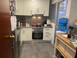 Piso En venta en Sants photo 0