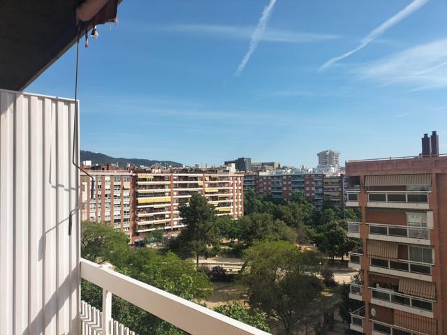 Piso En venta en les Corts photo 0