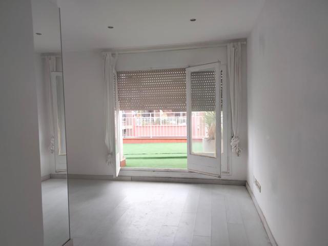 Piso En venta en Sants - Badal photo 0