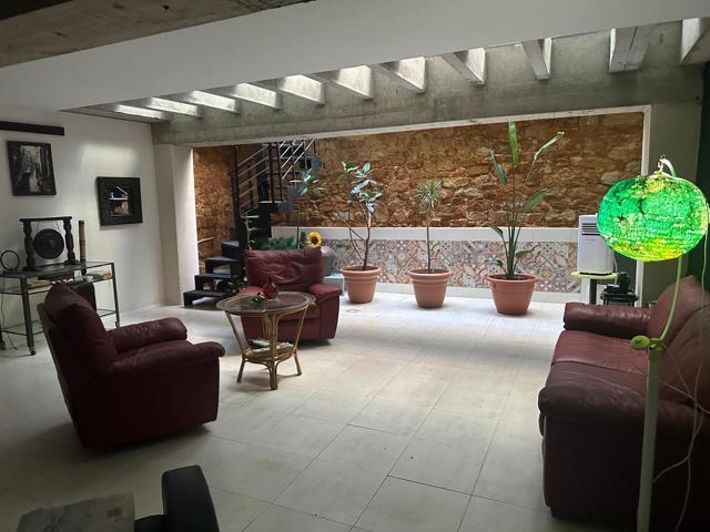 Piso En venta en Sants photo 0