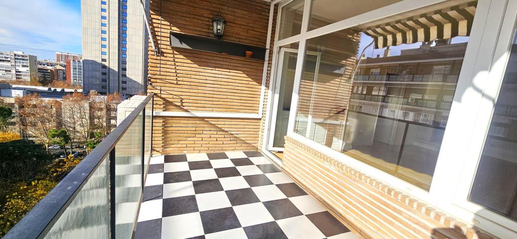 Piso En venta en Hispanoamérica photo 0