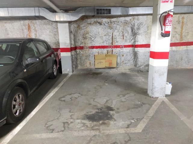 Parking En venta en L'Hospitalet de Llobregat photo 0
