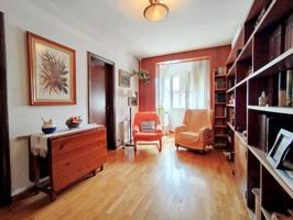 Piso En venta en L'Hospitalet de Llobregat photo 0