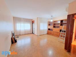 Piso En venta en Esplugues de Llobregat photo 0