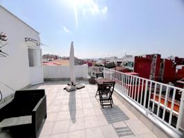 Dúplex En venta en El Prat de Llobregat photo 0
