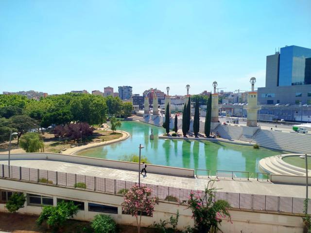Piso En venta en Hostafrancs photo 0