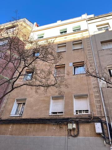 Piso En venta en L'Hospitalet de Llobregat photo 0