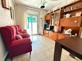 Piso En venta en L'Hospitalet de Llobregat photo 0