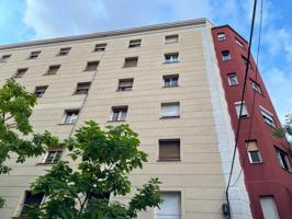 Piso En venta en L'Hospitalet de Llobregat photo 0