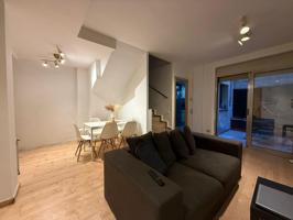 Dúplex En venta en Sants - Badal photo 0