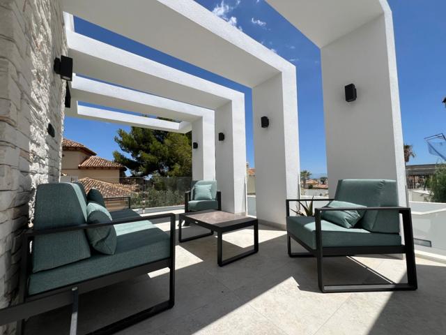 Casa En venta en Villamartín-Las Filipinas, Orihuela Costa photo 0