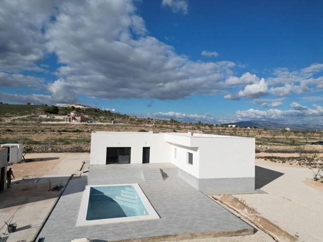 Casa En venta en Comunidad Valenciana, Pinoso photo 0