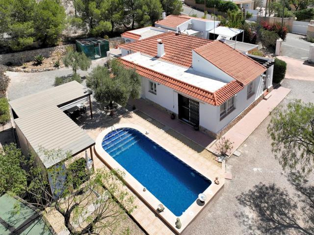 Casa En venta en Costa Blanca, Alicante photo 0