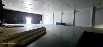 ALQUILER DE NAVE photo 0