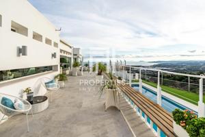 Villa de Lujo en Estepona: Exclusividad con Vistas Panorámicas y Máximo Confort photo 0