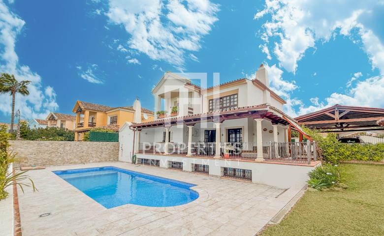La casa familiar perfecta en San Pedro de Alcántara photo 0