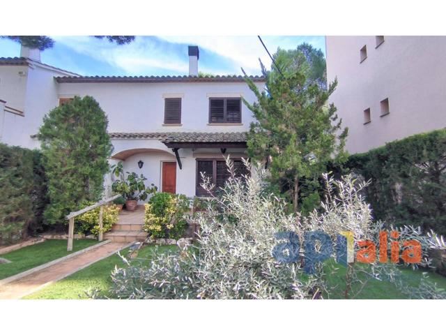 Casa en venta en Centre-Platja Gran(17250) photo 0