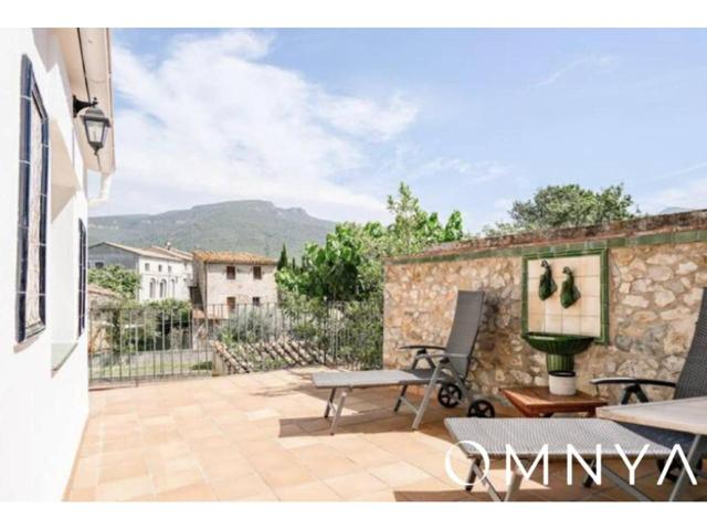 Casa en venta en Tortellà photo 0