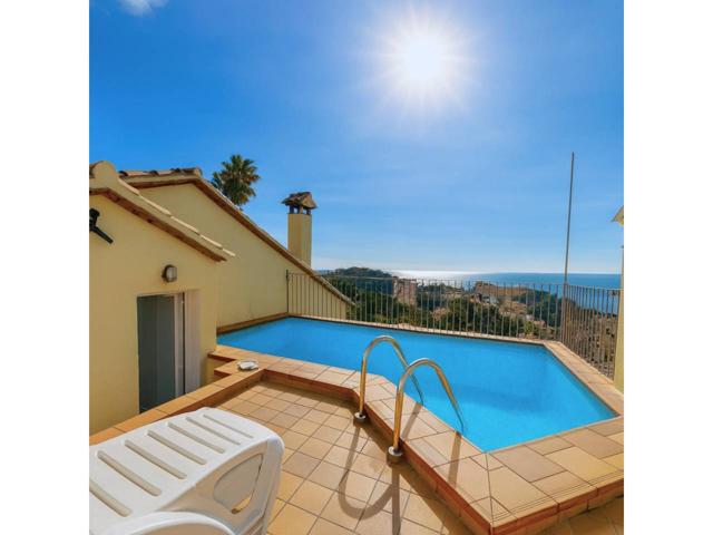 Casa exclusiva con piscina privada y espectaculares vistas al mar photo 0