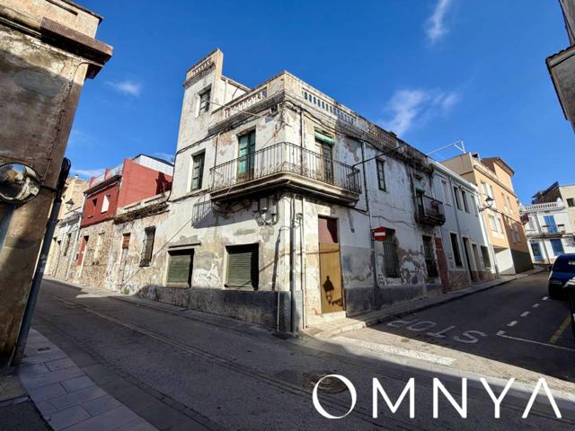 Casa en venta en L'Eixample photo 0