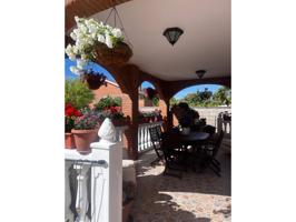 Chalet en venta en Pioz photo 0