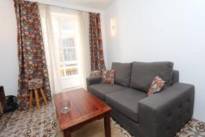 Primer piso junto a Plaza Cort photo 0
