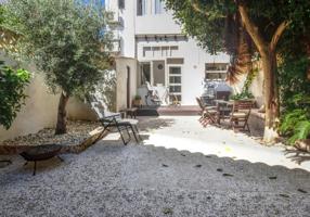 Oportunidad única en el corazón de Pere Garau: planta baja de 140 m² contruidos con patio privado de 70 m² y fachada tradicional mallorquina photo 0