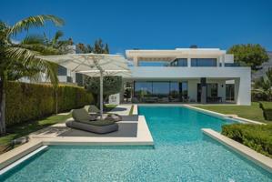 ESPECTACULAR VILLA DE LUJO - MARBELLA photo 0