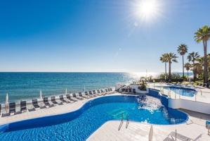 APARTAMENTO A PIE DE PLAYA - ESTEPONA photo 0