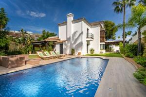 Villa con Vistas al Golf en Venta en La Quinta, Benahavís photo 0