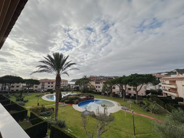 Piso En venta en Residencial, Castell-Platja D'Aro photo 0