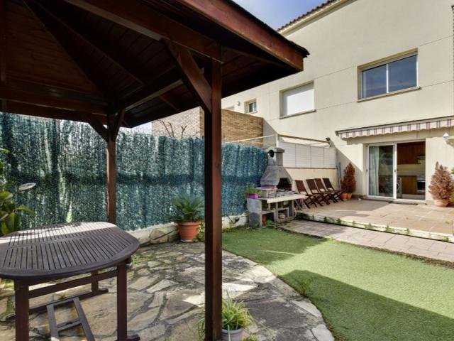 Casa En venta en Santa Cristina D'Aro photo 0