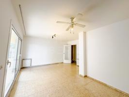 Piso En venta en Castell-Platja D'Aro photo 0