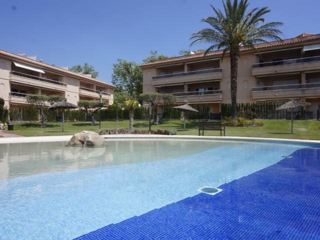 Piso En venta en Residencial, Castell-Platja D'Aro photo 0