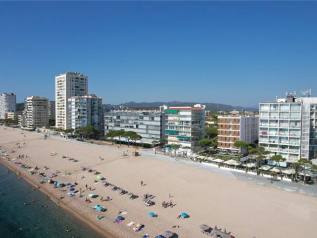 Piso En venta en Castell-Platja D'Aro photo 0