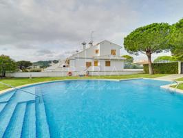 Piso En venta en Castell-Platja D'Aro photo 0