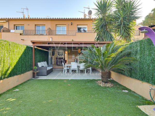 Casa En venta en Castell-Platja D'Aro photo 0
