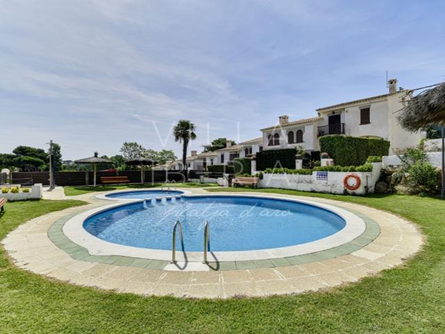 Casa En venta en Sant Feliu De Guíxols photo 0