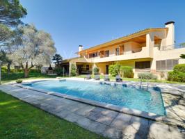 Casa En venta en Santa Cristina D'Aro photo 0