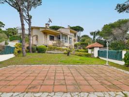 Casa En venta en Castell-Platja D'Aro photo 0