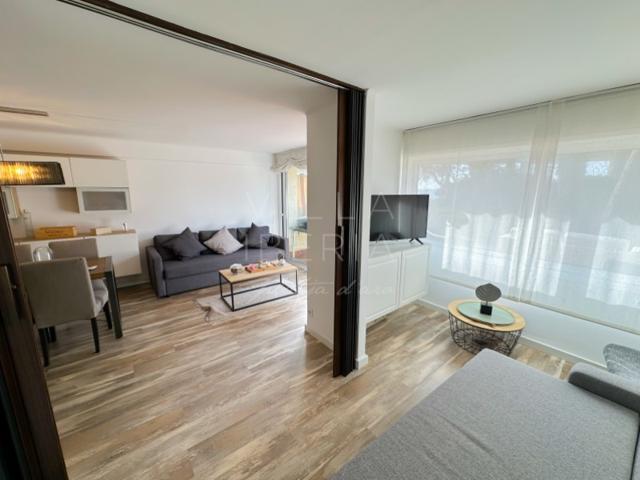 Piso En venta en Castell-Platja D'Aro photo 0