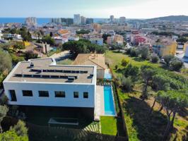 Casa En venta en Centre - Platja, Castell-Platja D'Aro photo 0