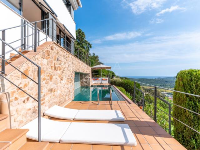 Casa En venta en Santa Cristina D'Aro photo 0