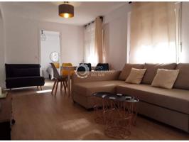 Excelente piso Zona Colegio San Felipe Neri photo 0