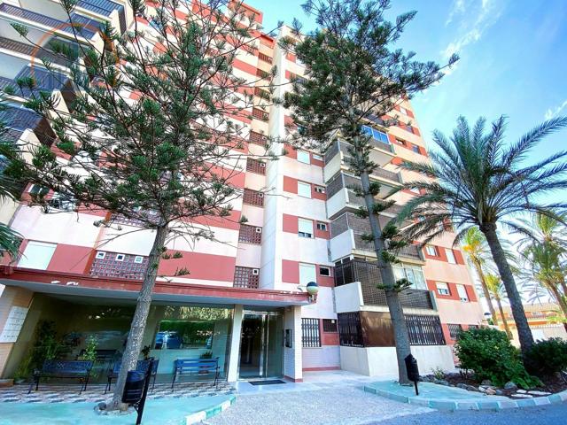 🏖️ Piso con Mucho Potencial en el Km 1 de La Manga – Edificio Júpiter 🌅 Amplio, luminoso y con una ubicación inmejorable entre dos mares. photo 0