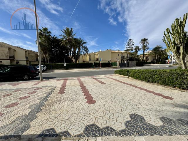 Se vende garaje en Edificio Gran Sol, La Manga del Mar Menor (zona Plaza Bohemia y Peke Park) photo 0